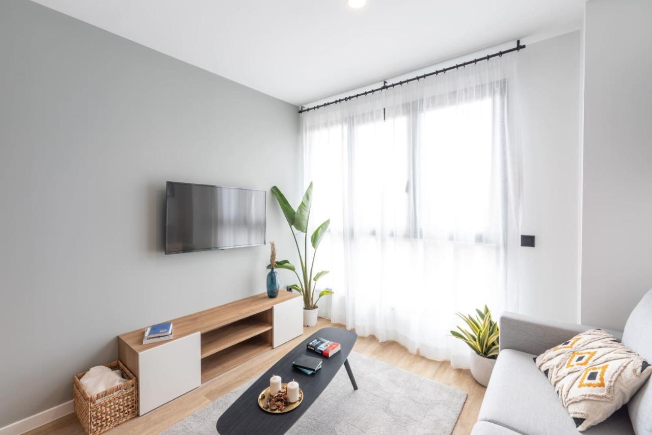 Aparthotel Be Casa - Valdebebas Madrid Esterno foto